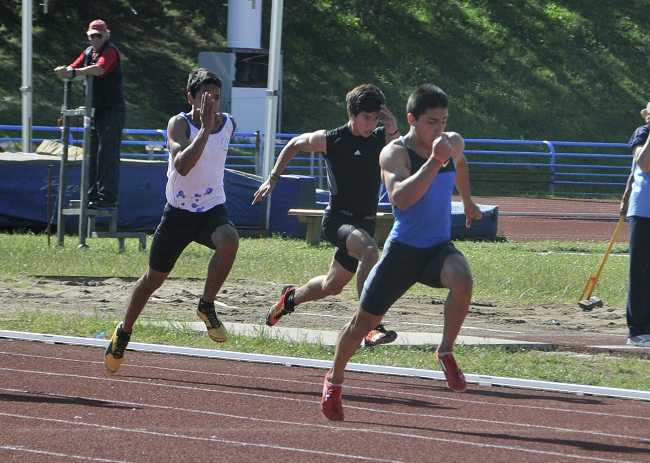 Jorge Caracassis durante los 100 metros. 