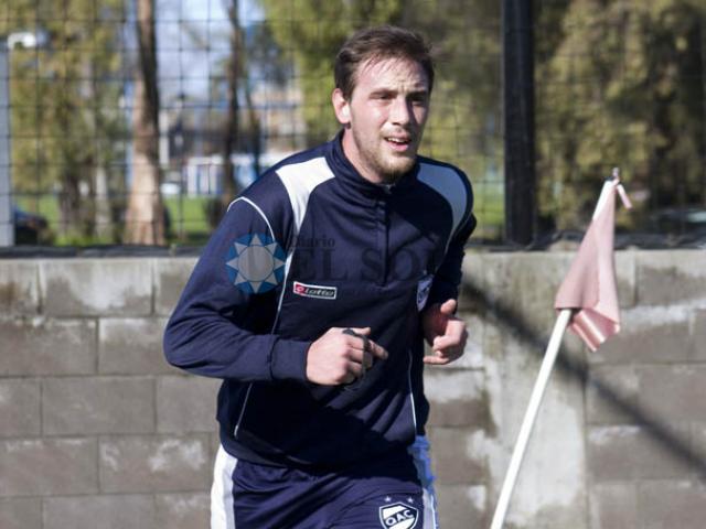 Brian Cucco es el nuevo defensor de Unión para el Nacional 2015. (Foto: www.elsolquilmes.com.ar) 