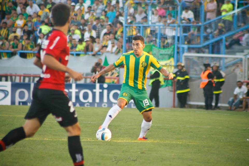 Martín Rivero será titular ante Colón. (Foto: Sergio Biale)