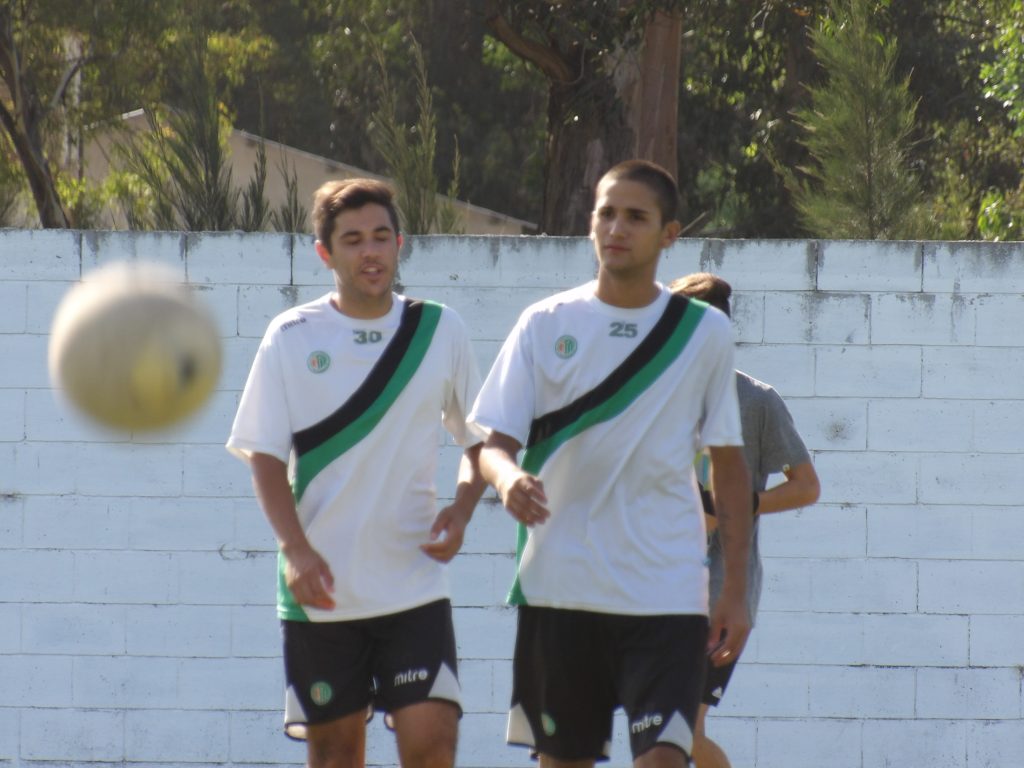 Imagen del primer entrenamiento del equipo "verdiblanco". (Foto: Prensa Kimberley)