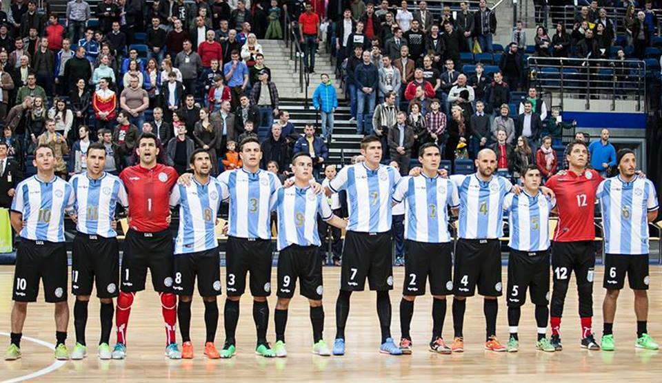 El equipo argentino con los marplatenses Mariano Cardone y Fabián Banegas. 