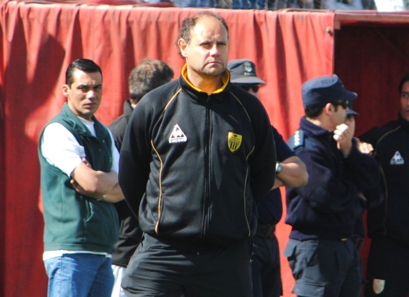 Duilio Botella, nuevo entrenador de Alvarado. (Foto: El Diario de Tandil)