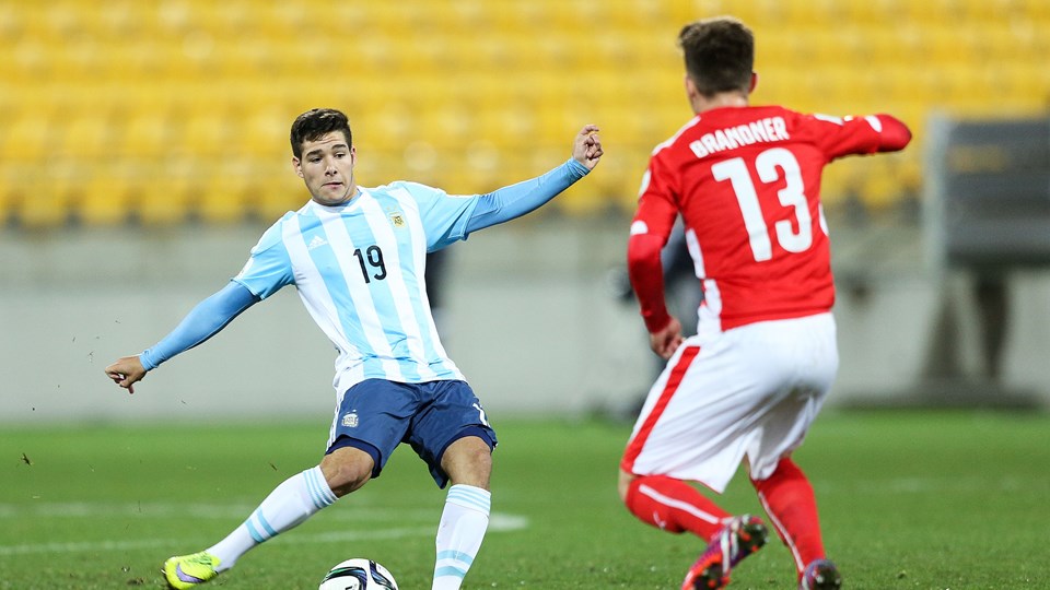 Emiliano Buendía pudo anotar un gol en tres partidos disputados en el Mundial. (Foto: FIFA)