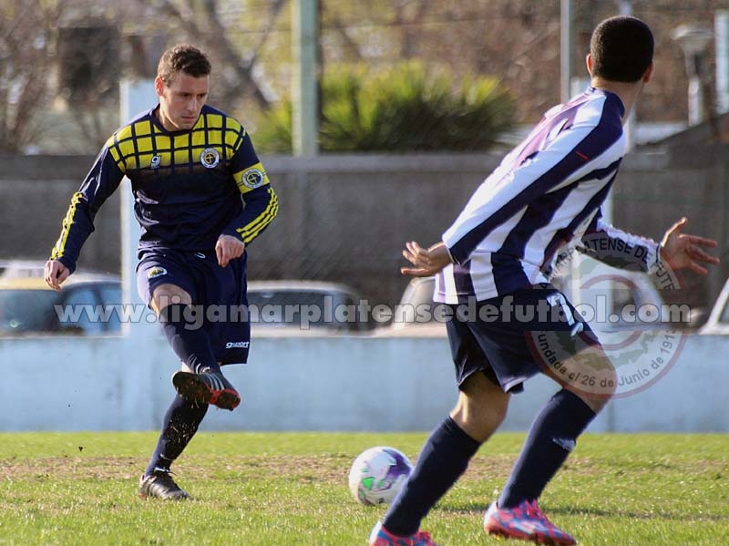 Federico Moreira volvió al fútbol local. 