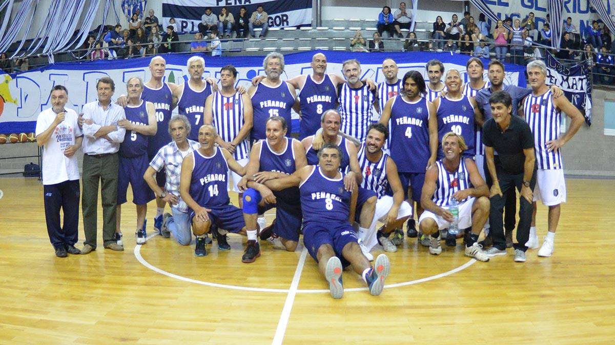 Todos los jugadores que participaron el Juego de las Estrellas. (Foto: Prensa Peñarol)